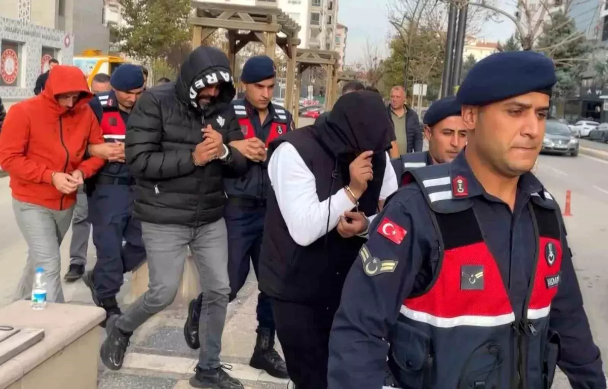 Aksaray\'da Tefecilere Operasyon