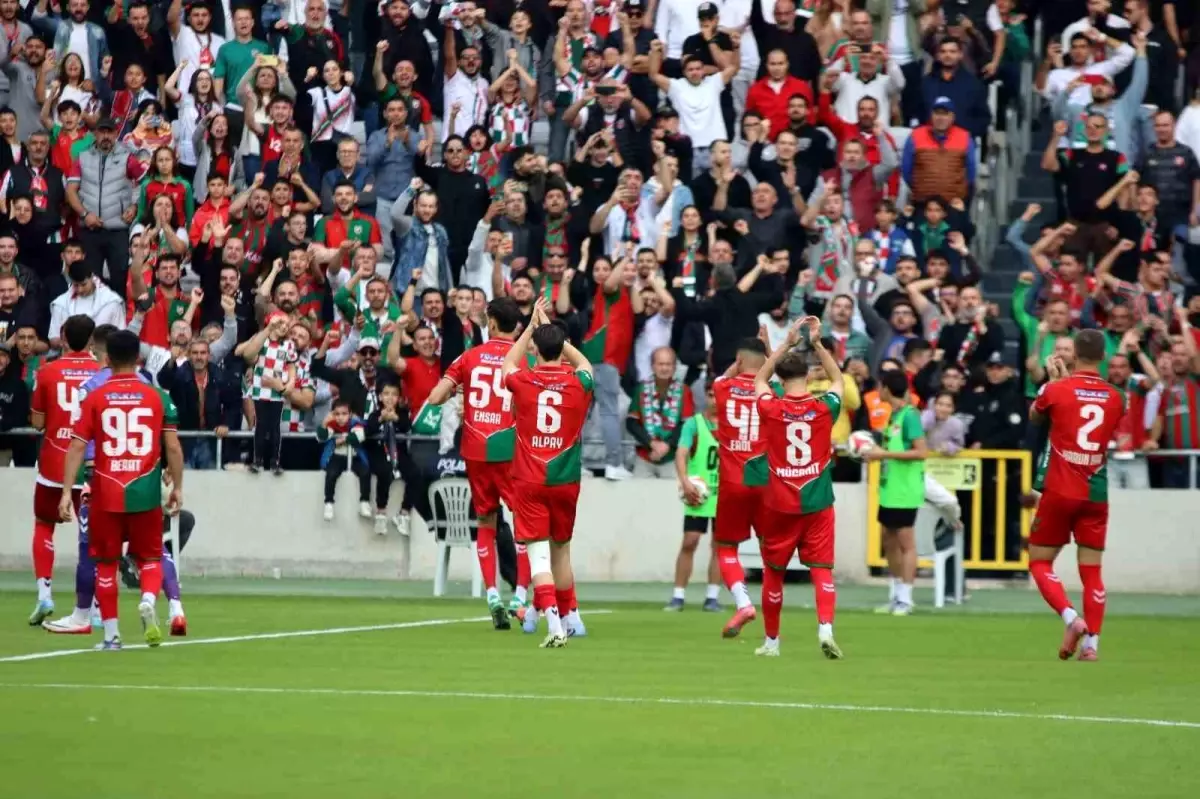 Karşıyaka, TFF 3. Lig 4. Grup\'ta Namağlup Yola Devam Ediyor