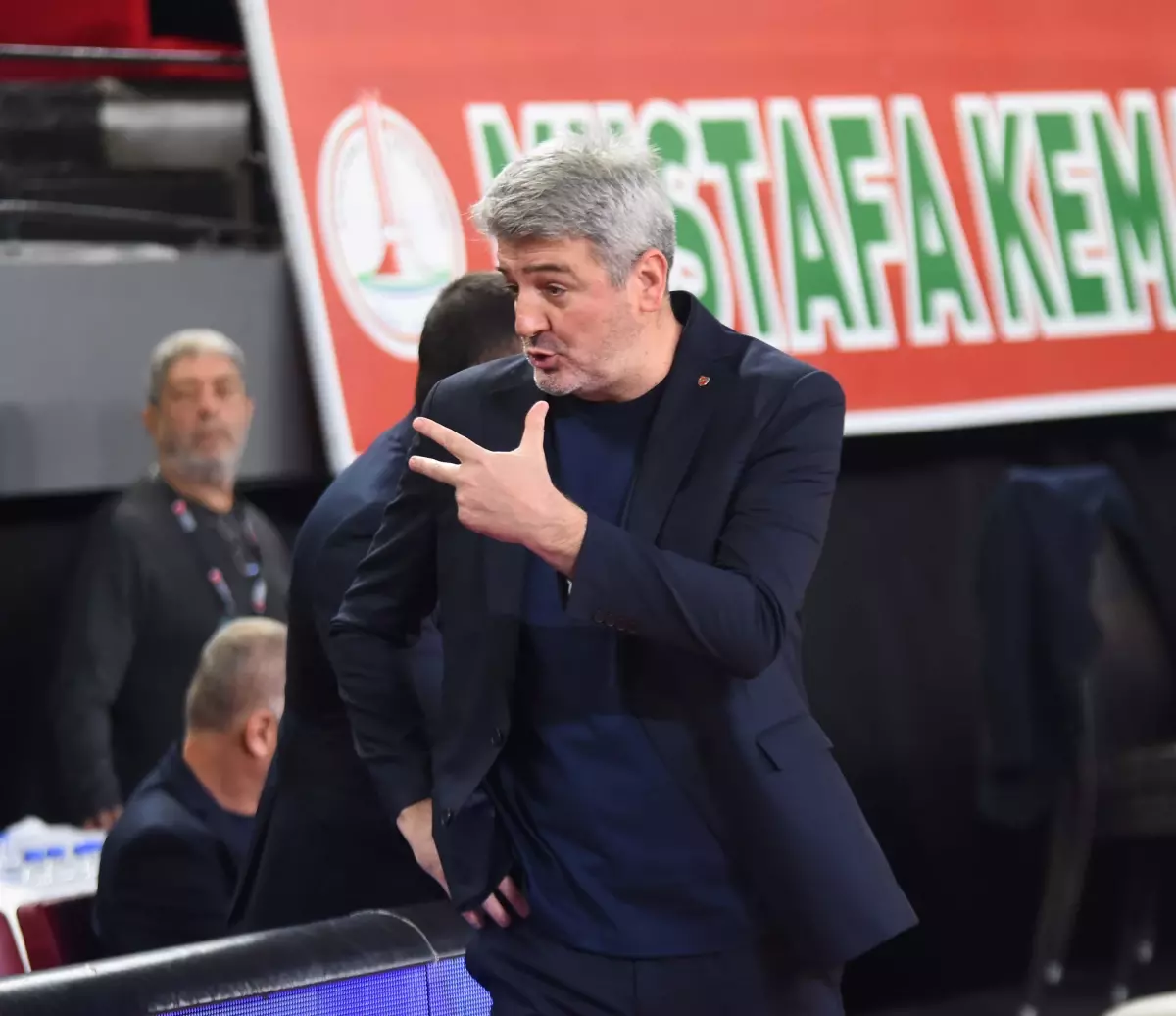 Karşıyaka Basketbol\'da Düşme Korkusu