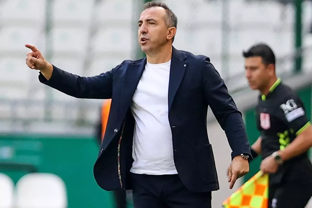 Konyaspor\'da Recep Uçar ile yollar ayrıldı