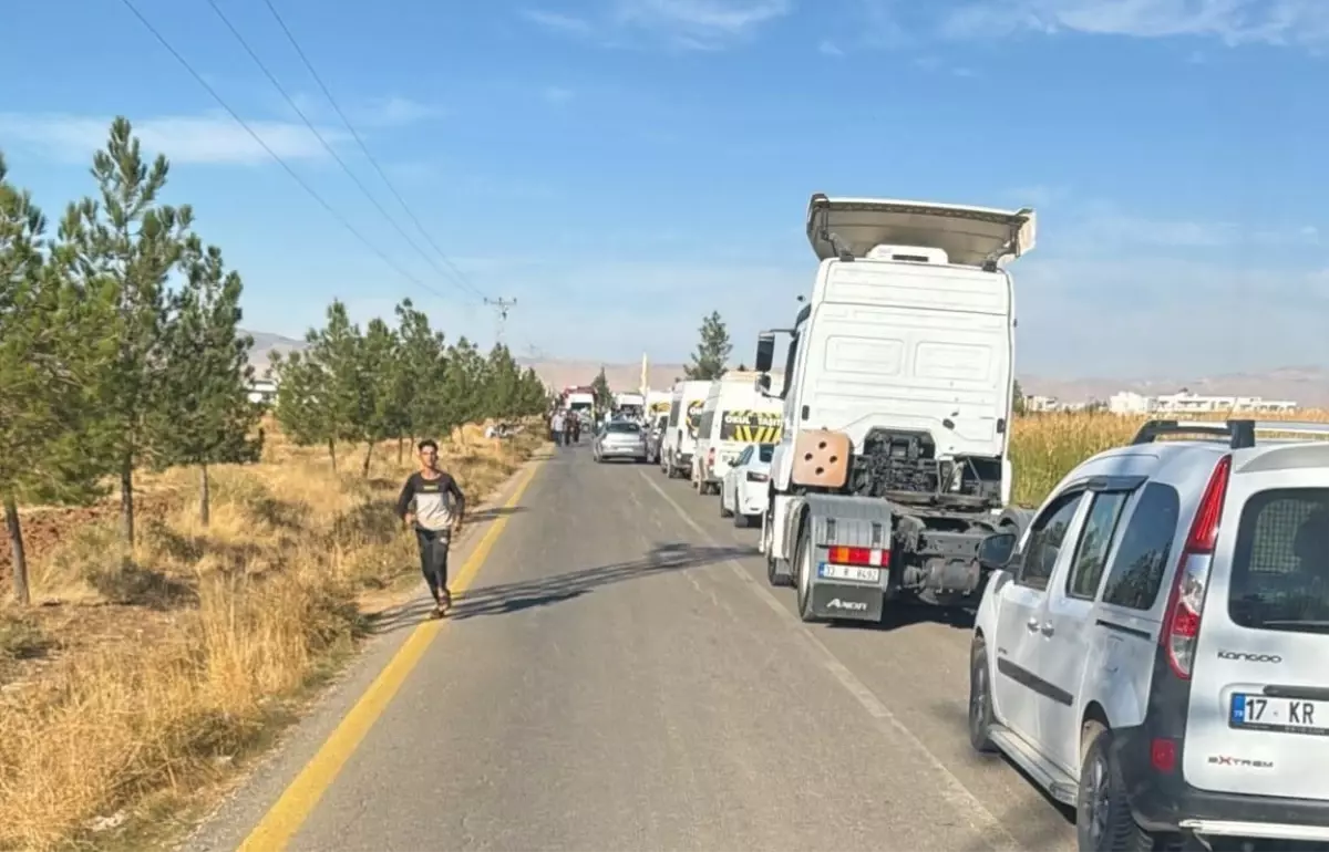 Kızıltepe\'de Trafik Kazası: 6 Yaralı