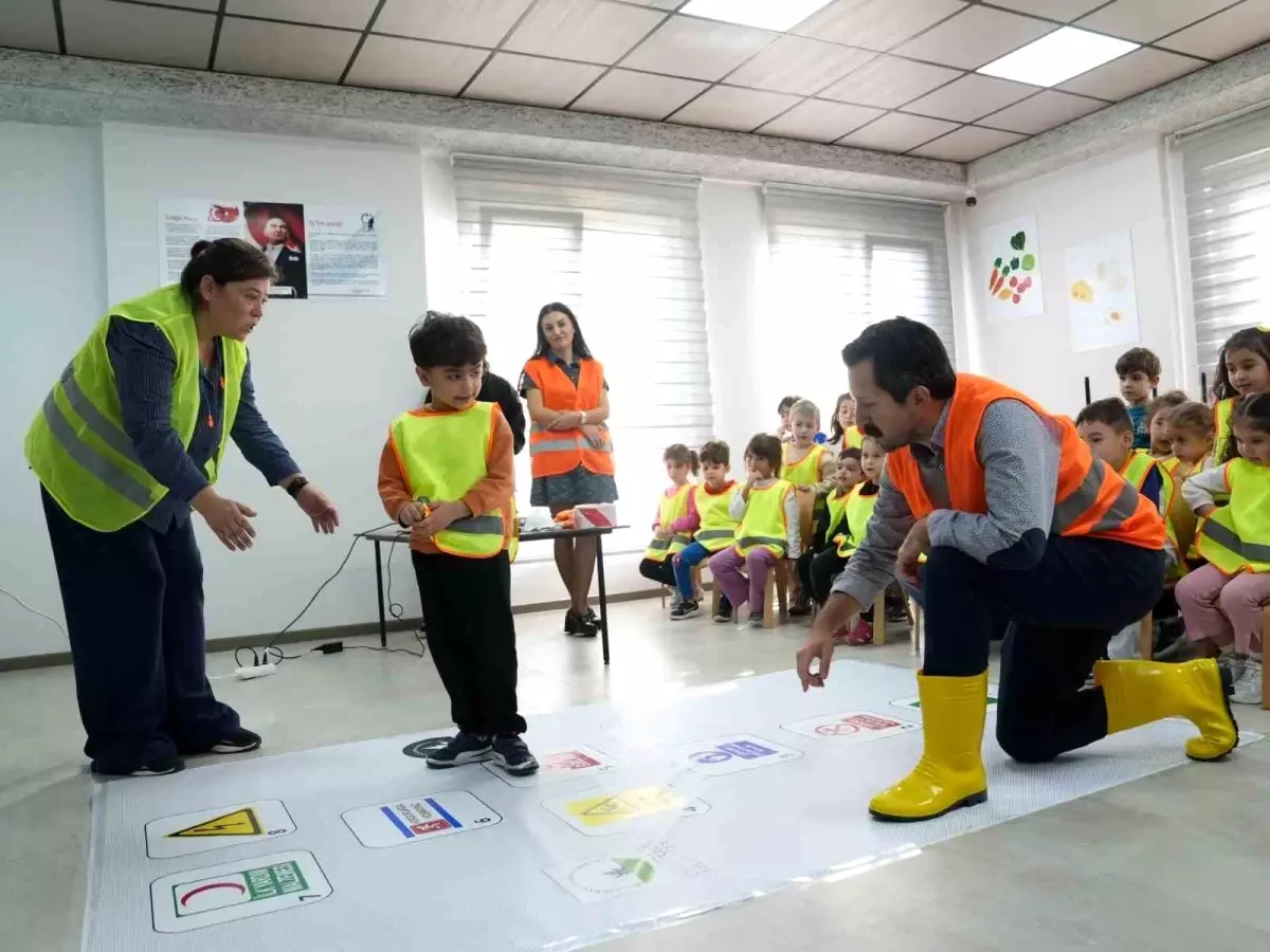 Miniklere İş Güvenliği Eğitimi Düzenlendi