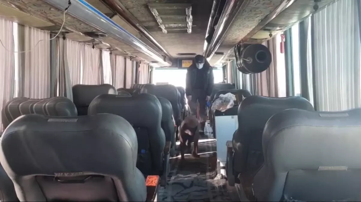 Ağrı\'da Otobüste 8 Kilo Skunk Ele Geçirildi