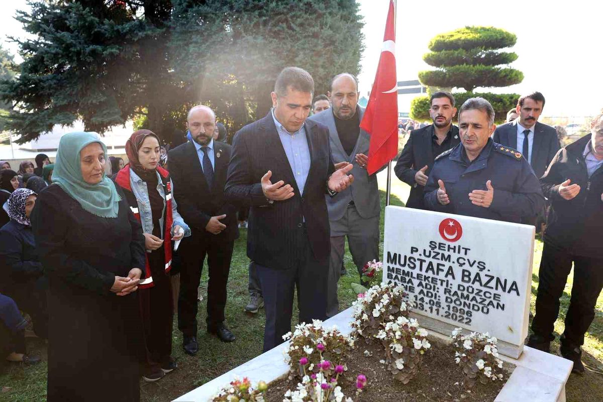 Şehit Uzman Çavuş Bazna Dualarla Anıldı