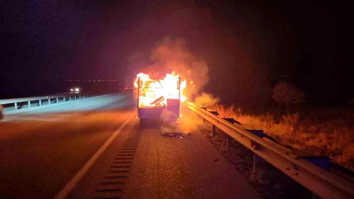 Kulu\'da Kamyonet Yangını