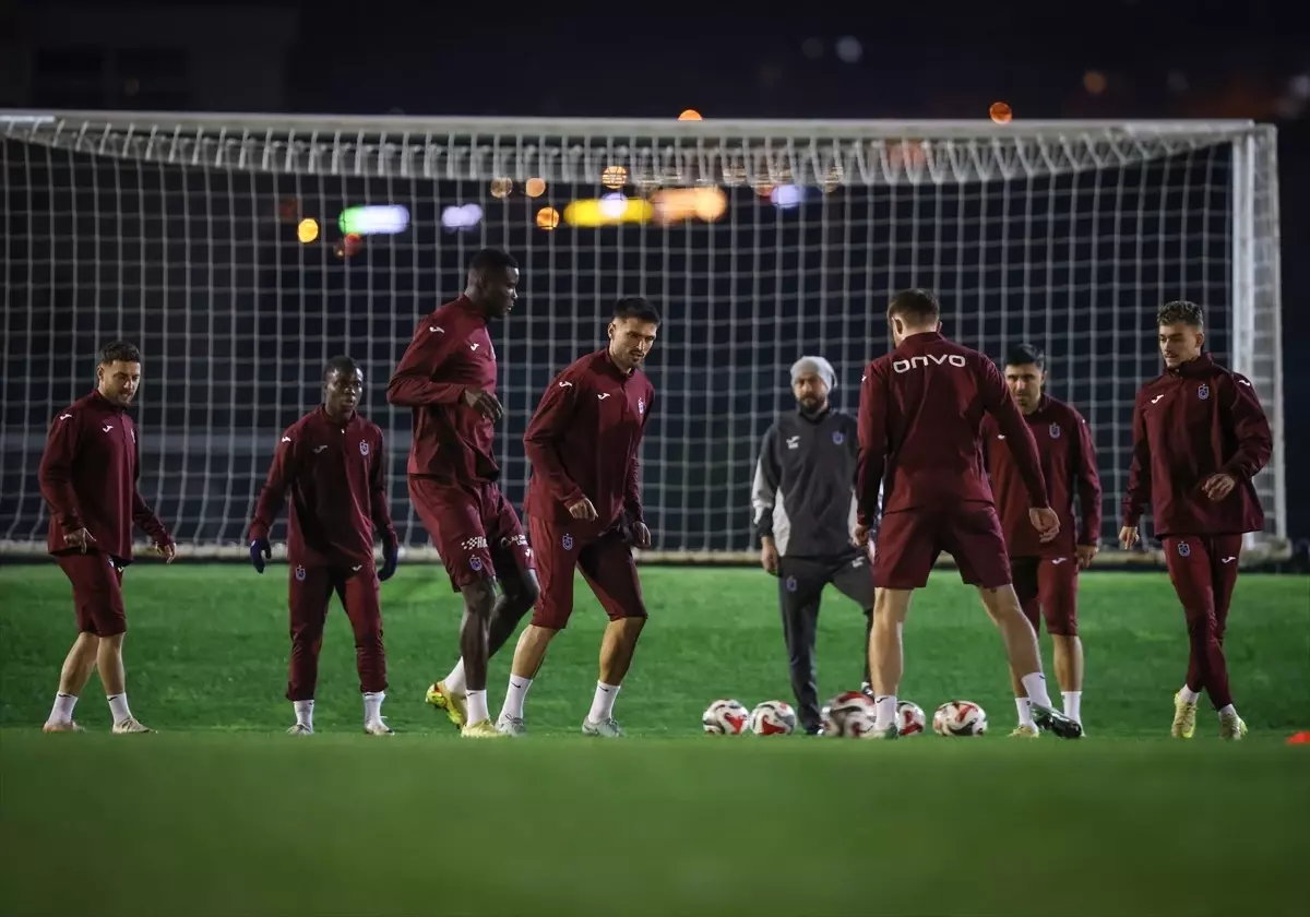 Trabzonspor, Alanyaspor Maçına Hazırlanıyor