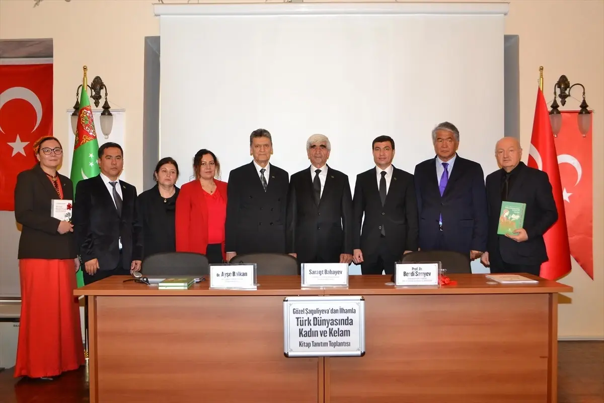 Gozel Shagulyeva\'nın Yeni Şiir Kitabı