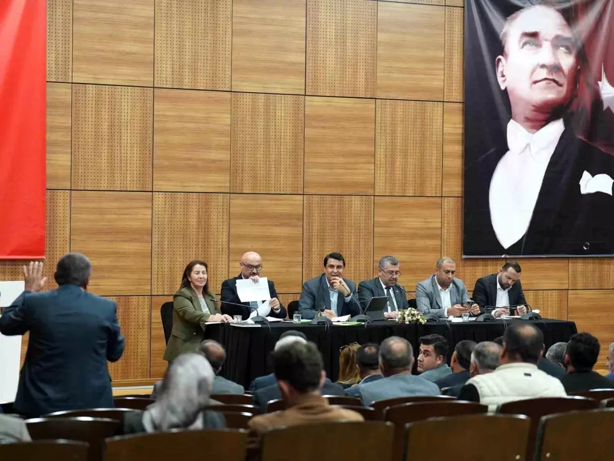 Umut Yılmaz, kırsal mahalle muhtarlarıyla bir araya geldi