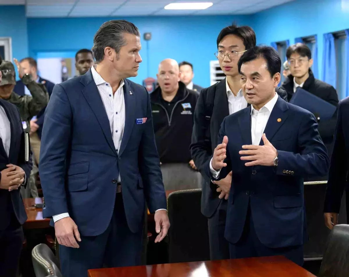 Hegseth, Güney Kore\'de Güvenlik Temasları Yürüttü