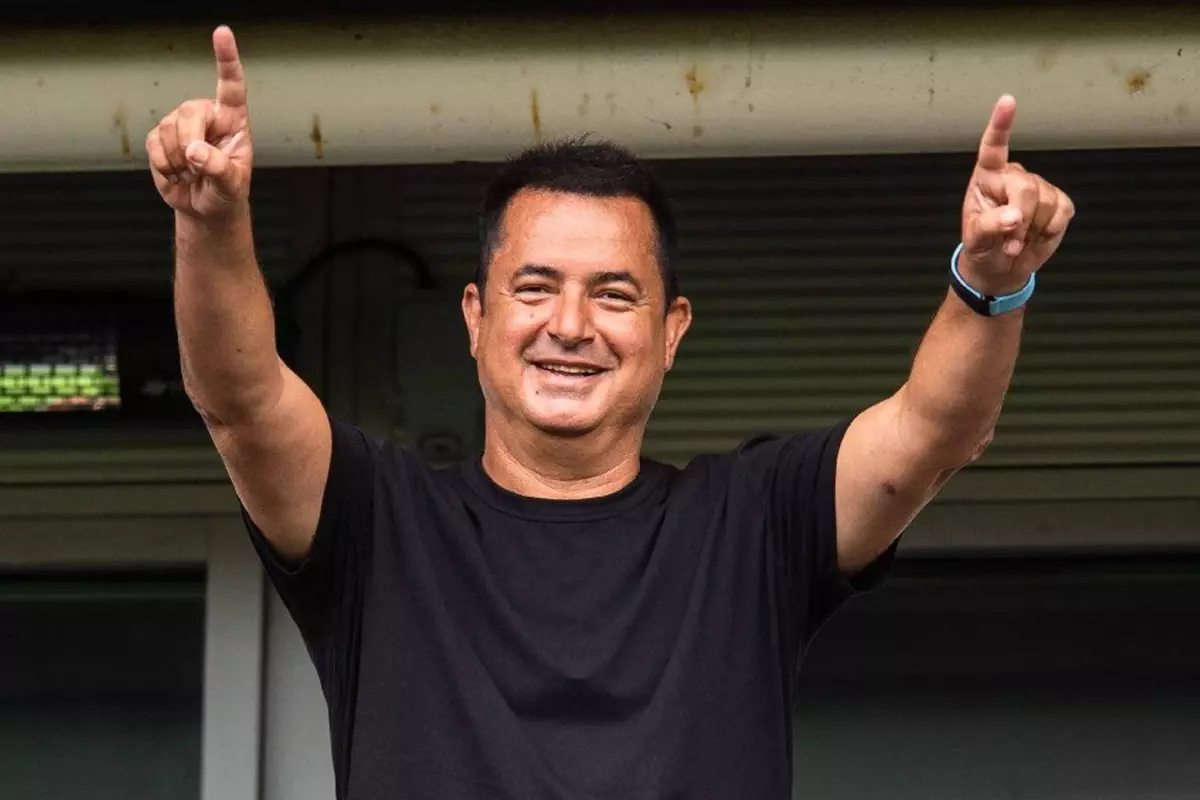 Acun Ilıcalı\'dan büyük sürpriz: Yıldız futbolcu Survivor kadrosunda