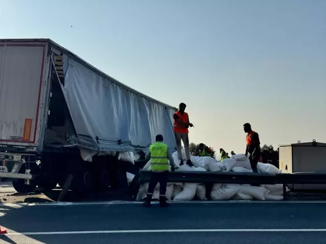 Anadolu Otoyolu'nda zincirleme kaza! Yol ulaşıma kapandı