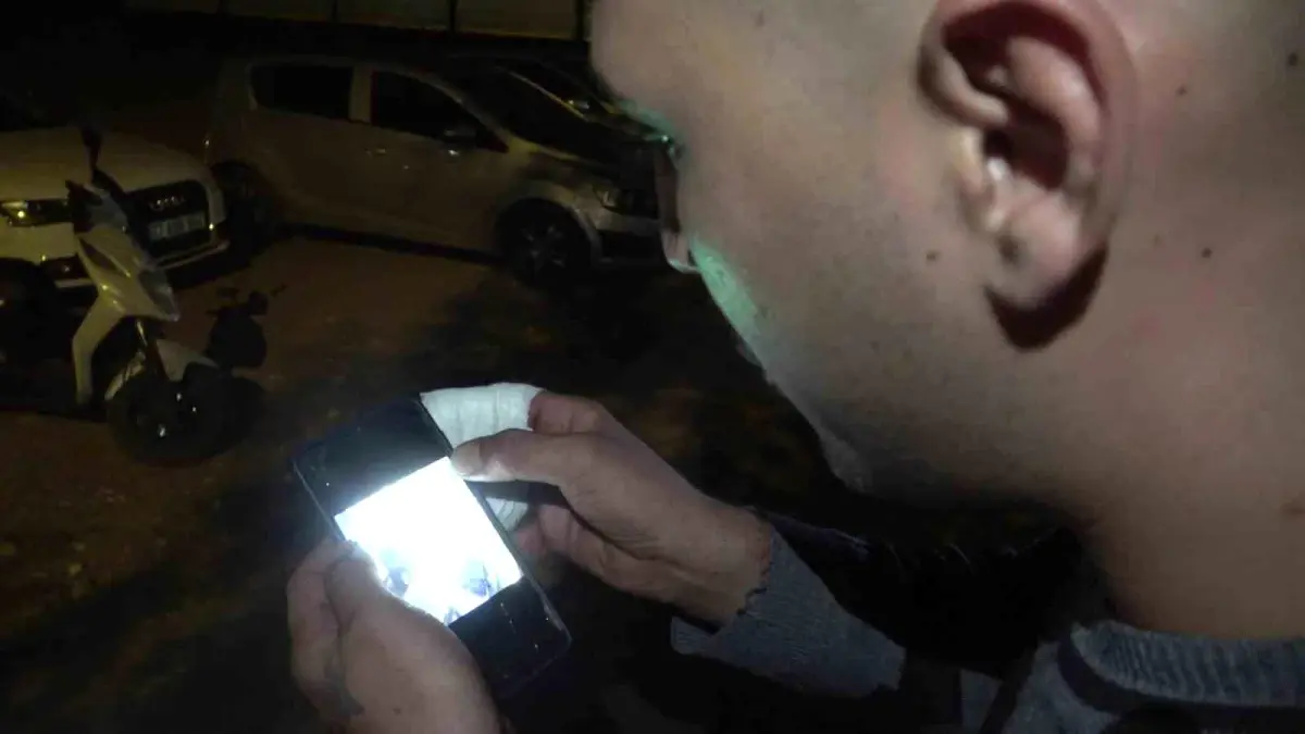 Antalya\'da Çöpte Bıçaklı Tartışma