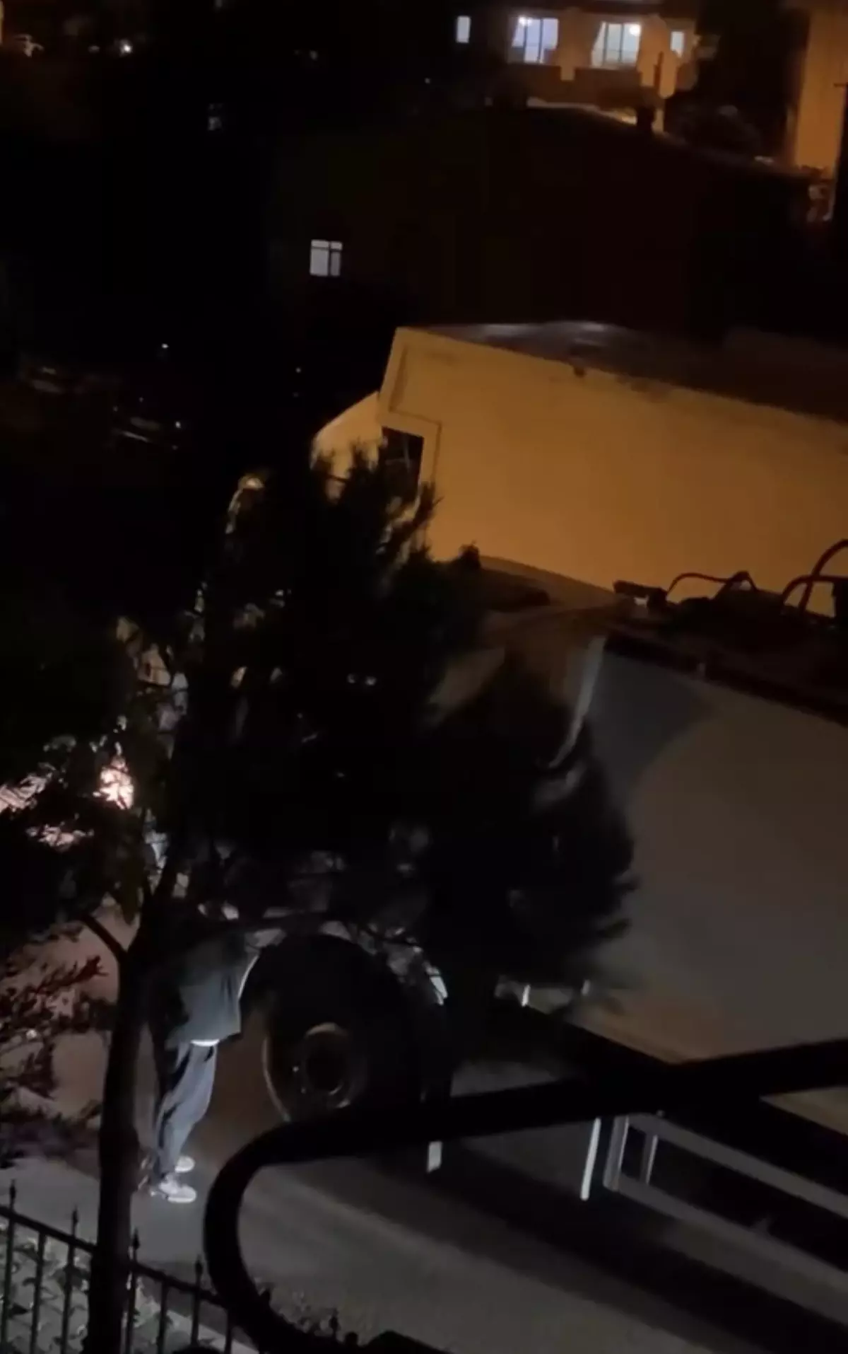 Ataşehir\'de Trafik Kavgası: Levyeyle Saldırı