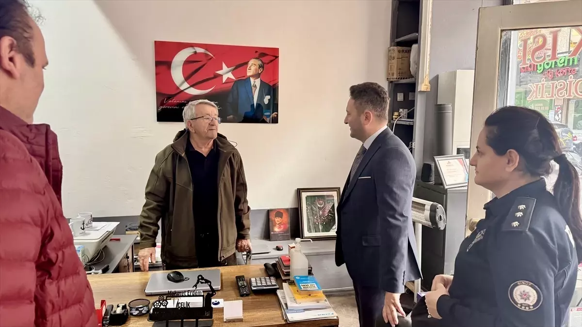 Kaymakam Çelik, Esnafla Buluştu