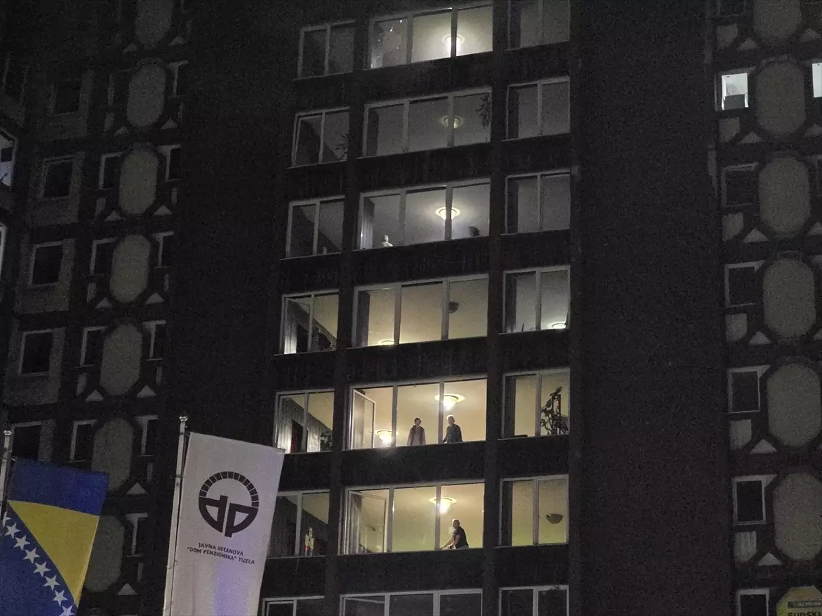 Tuzla\'da Huzurevi Yangını: Çok Sayıda Ölü ve Yaralı