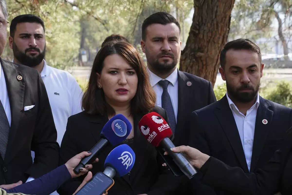 Gökçe Gökçen\'den Tutuklu Soyer ve Çalık\'a Ziyaret