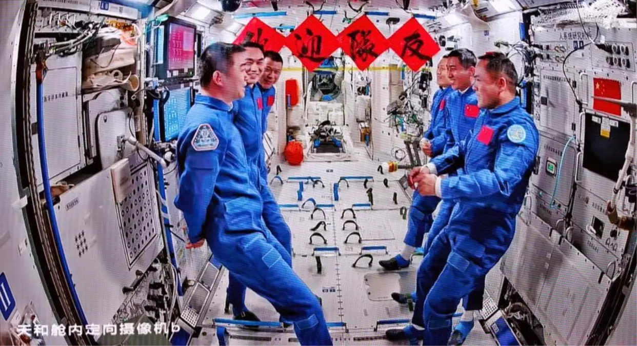 Shenzhou-20 Astronotları Dünya\'ya Dönmeye Hazırlanıyor