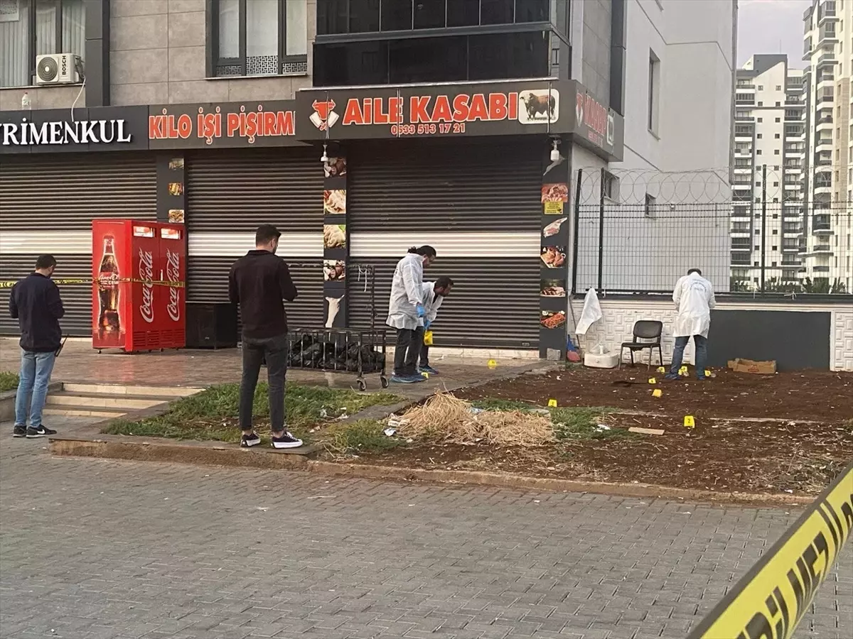 Kasap dükkanında silahlı kavga: 2 ölü, 2 yaralı