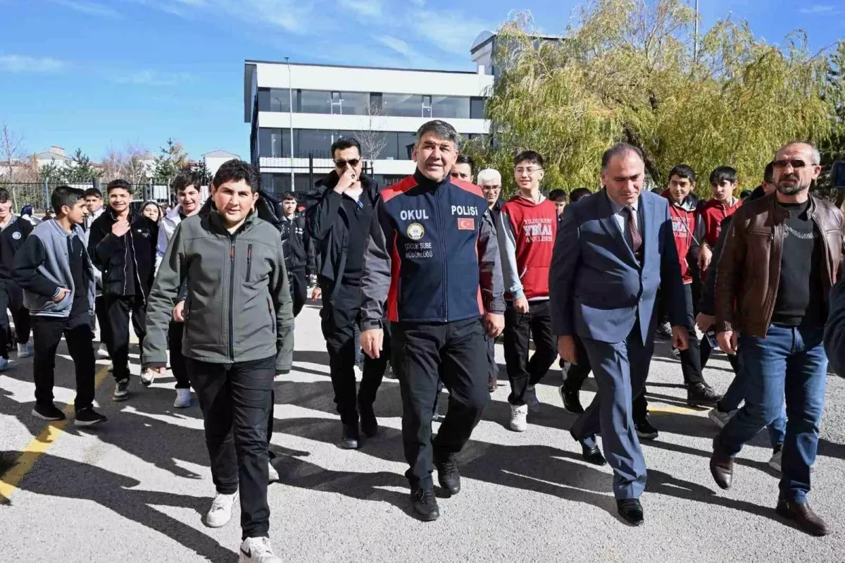 Erzurum\'da Okul Güvenliği İçin Yeni Uygulama