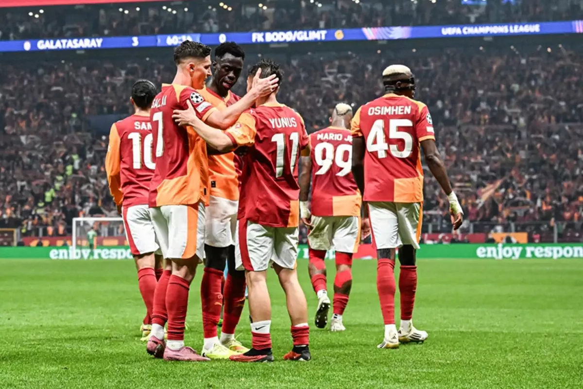 Galatasaray\'ın Ajax kafilesi belli oldu! Yıldız isimler yok 