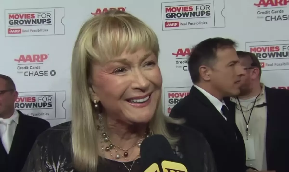 Hollywood\'un efsane ismine veda: Diane Ladd 89 yaşında hayatını kaybetti