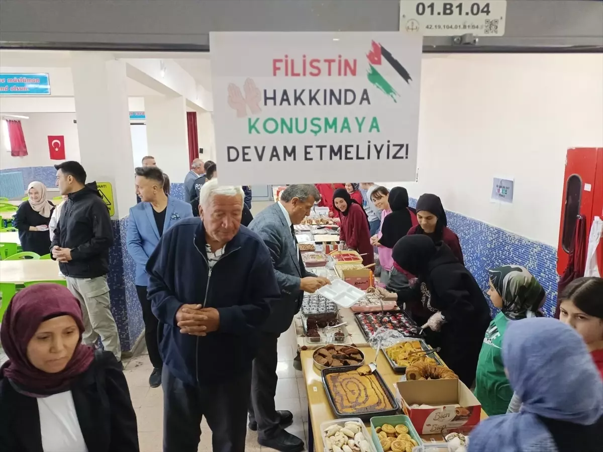 Hüyük\'te Gazze İçin Kermes Düzenlendi