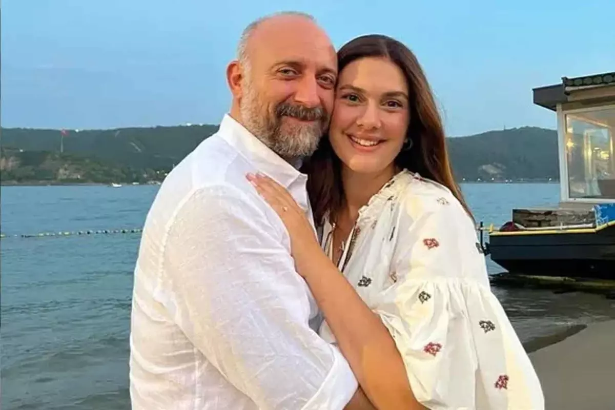 iç kimsenin bilmediği tanışma hikayesi! Halit Ergenç, Bergüzar Korel\'le aşkının nasıl başladığını açıkladı