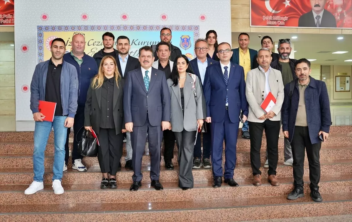 İzmir\'de Adalet Hizmetlerine Hız Veriliyor