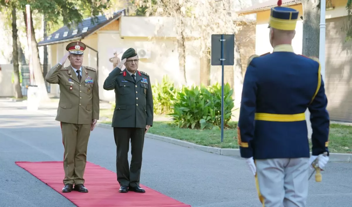 Tokel Romanya\'da Askeri Temaslarda Bulundu