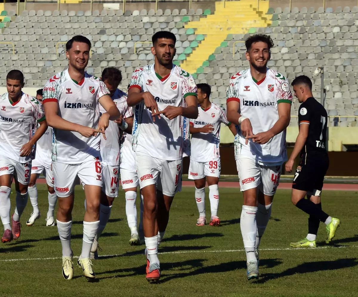 Karşıyaka\'nın Yıldızı: Erhan Öztürk