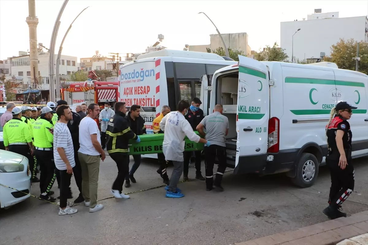 Kilis\'te Halk Otobüsü Kadına Çarptı