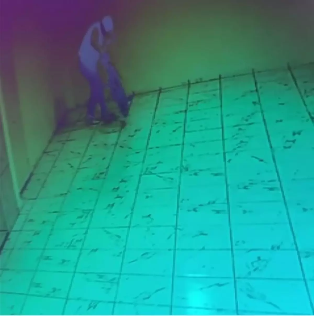 Mardin\'de Bisiklet Hırsızlığı Güvenlik Kamerasında