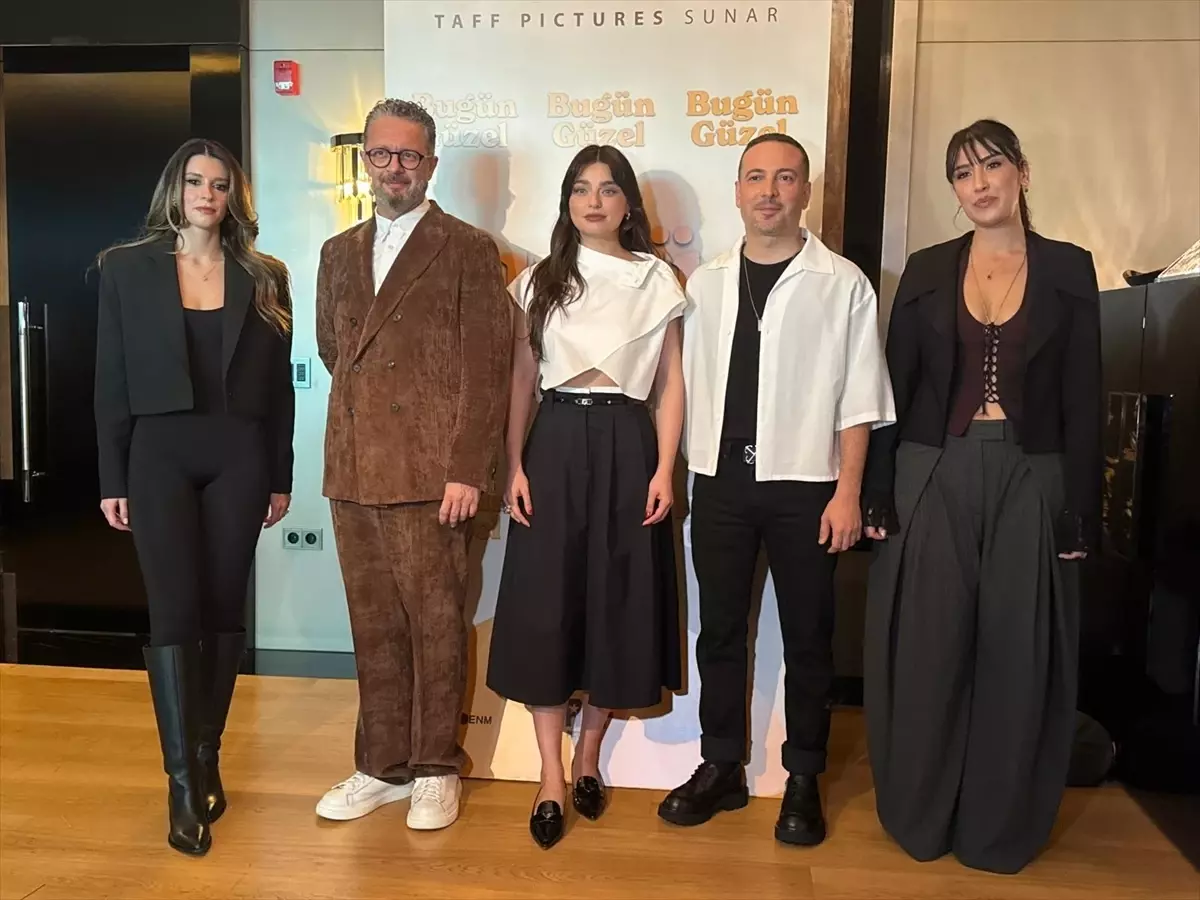 Oğuzhan Koç\'un \'Bugün Güzel\' Filmi 12 Aralık\'ta Geliyor