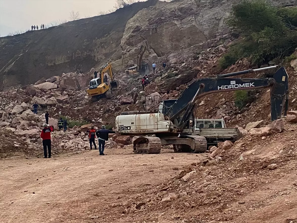 Fatsa\'da Taş Ocağında Göçük