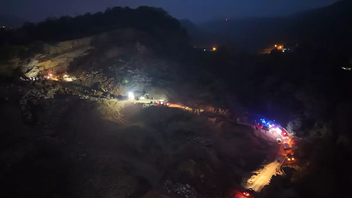 Fatsa\'da Taş Ocağında Göçük: 1 İşçi Hayatını Kaybetti