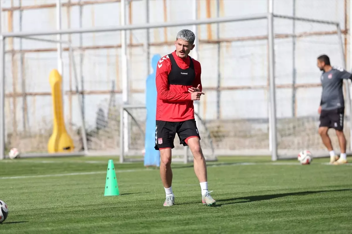 Sivasspor Manisa FK\'ya Hazırlanıyor