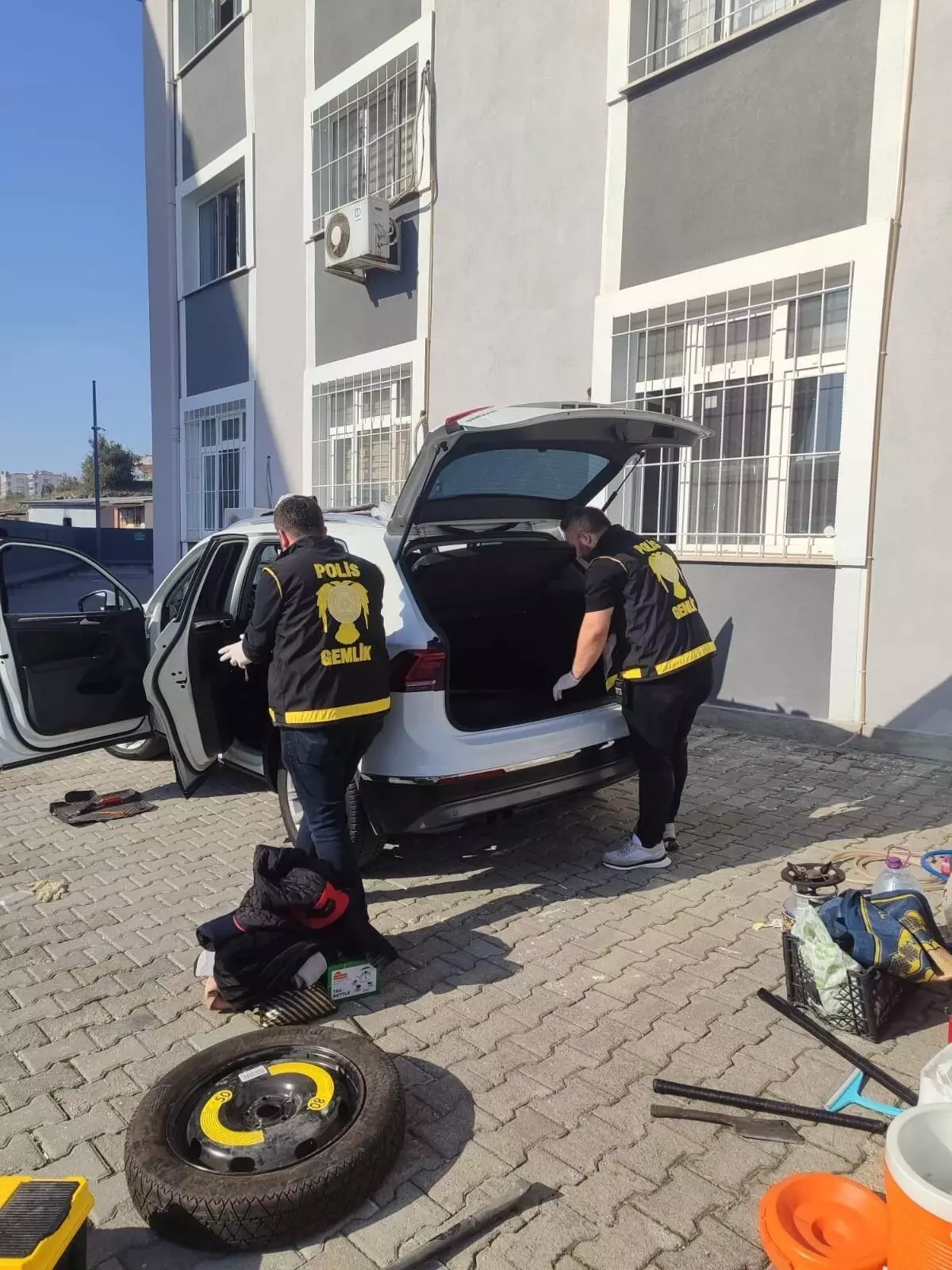 Gemlik\'te Uyuşturucu Operasyonu: 2 Gözaltı