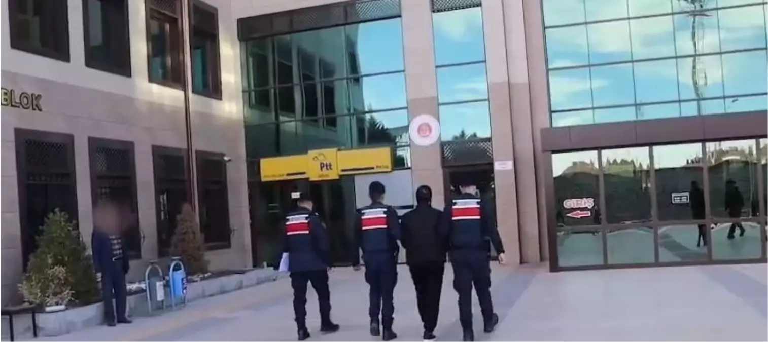 Takke ve cübbe giyip drift atan şahsa ceza yağdı