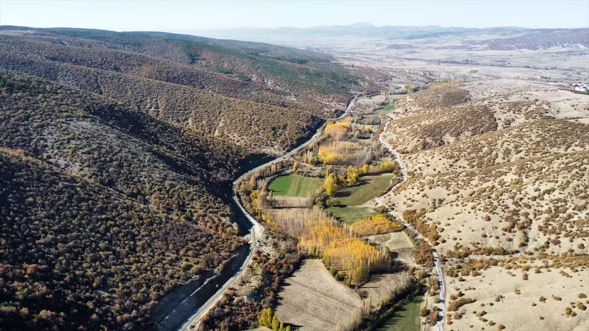 Yeşilyurt Ormanları Sonbahar Renkleriyle Şenlendi