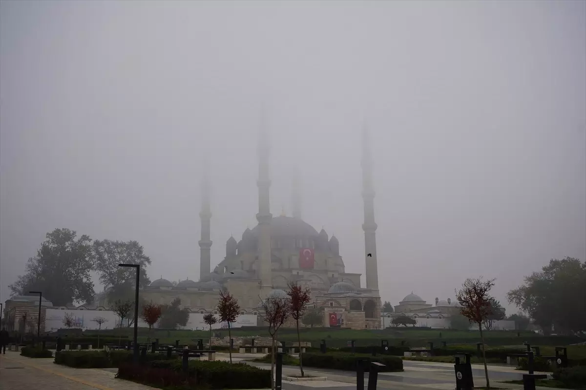 Marmara\'da Sis Hayatı Olumsuz Etkiliyor