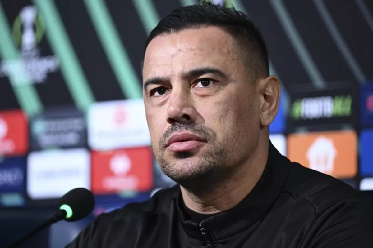 Gece yarısı bombası! Süper Lig\'in köklü takımı artık Çağdaş Atan\'a emanet