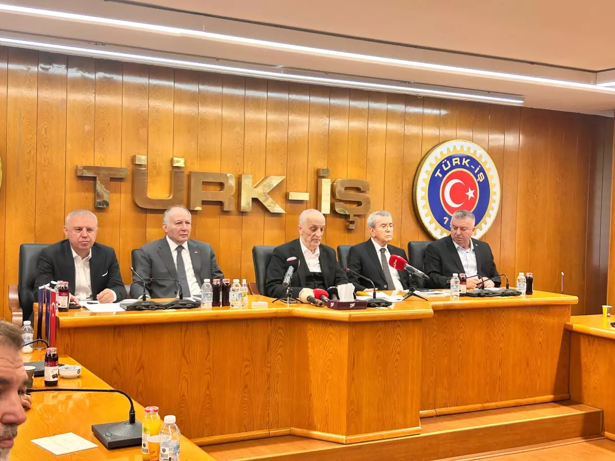 Türk-İş\'ten Asgari Ücret Uyarısı