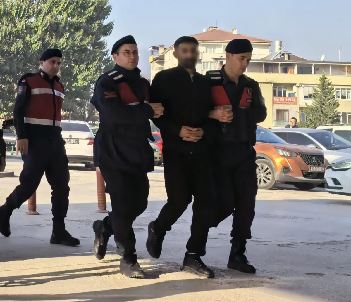 İnegöl\'de Uyuşturucu Ticareti Operasyonu