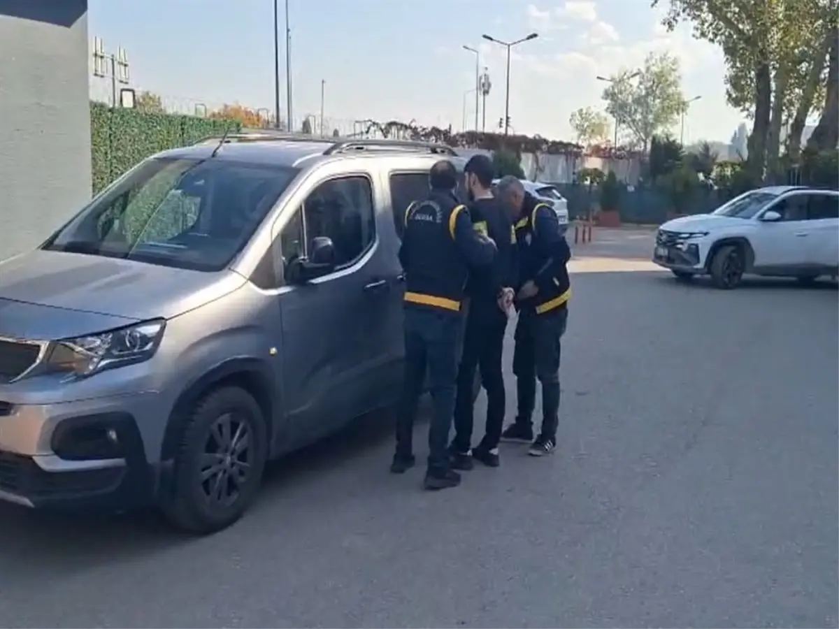 Bursa\'da Bıçaklı Cinayet: 75 Darbe ile Öldürüldü