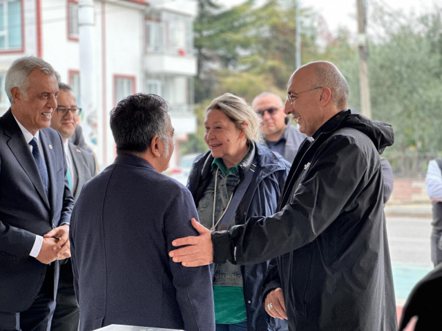 38 kişilik Vatikan heyeti, Papa'nın ziyareti öncesi İznik'e geldi 38 kişilik Vatikan heyeti, Papa'nın ziyareti öncesi İznik'e geldi