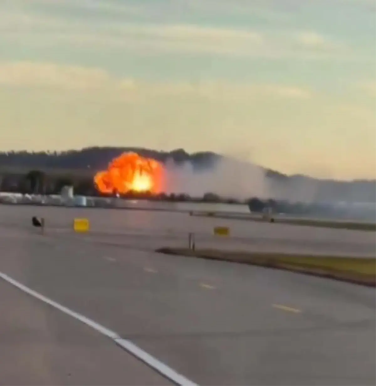 UPS Kargo Uçağı Louisville\'de Kırıma Uğradı