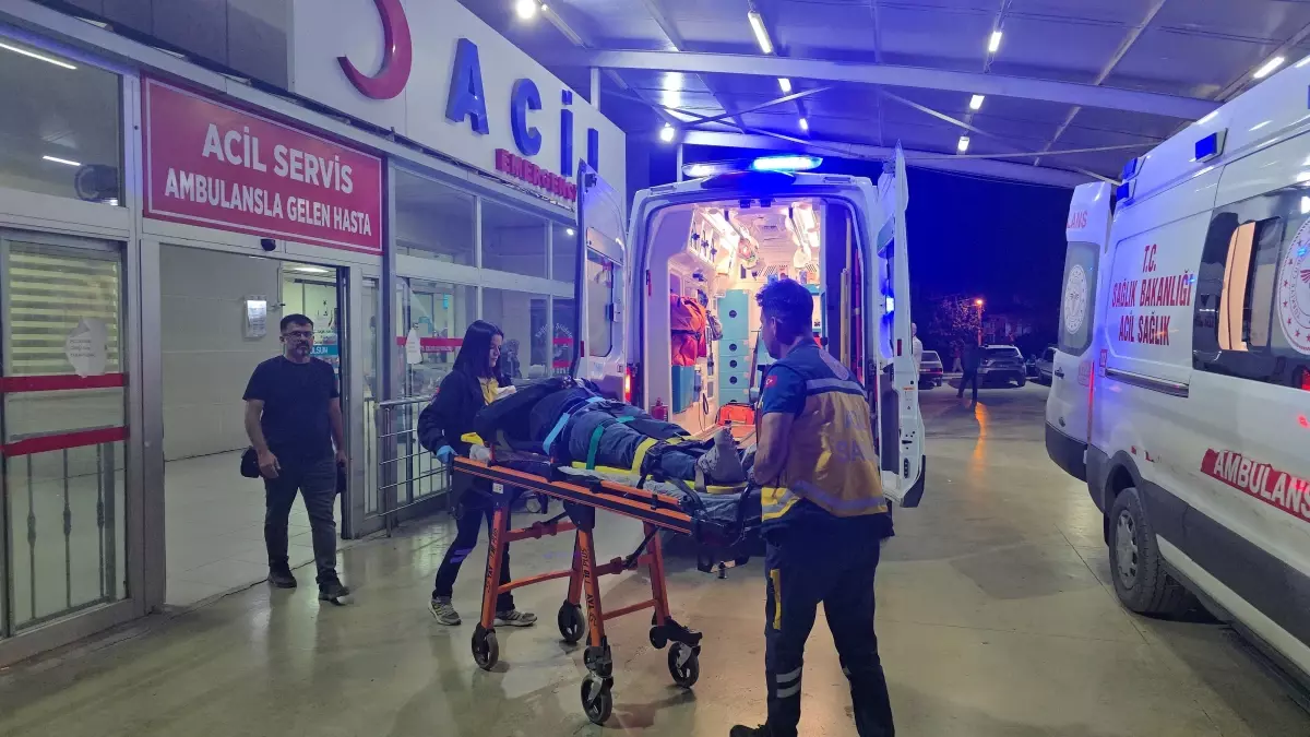 Kozan\'da Motosiklet Kazası: İki Yaralı