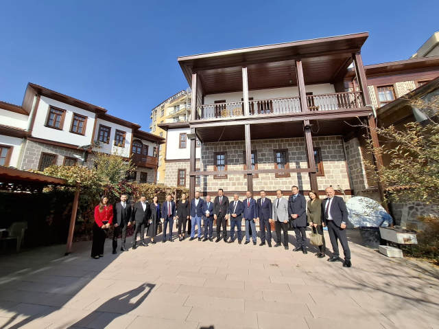 AK Parti Genel Başkan Yardımcısı Yavuz'dan Anayasa ve İttifak Açıklamaları