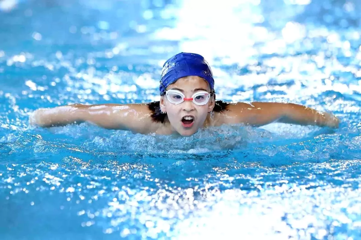 Aliağa Gençlik Merkezi ve Spor Tesisi, İzmir\'de Su Sporlarına Öncülük Ediyor