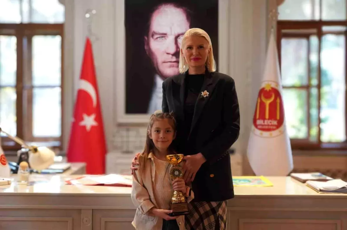 Cumhuriyet Bayramı Etkinliklerinde Öğrencilere Ödül